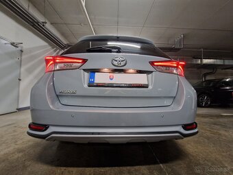 Toyota Auris Combi Freestyle Full LED (BiLED) 1.6 97kW benzí - 4