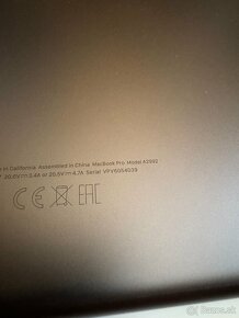 Macbook Pro 14, procesor M3 PRO, SSD 1TB, 18GB RAM, 3 cykle - 4