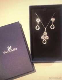 Swarovski set earrings & pendant New - 4