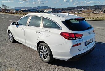 Hyundai i30 CW M6 2019 85 kW - 4