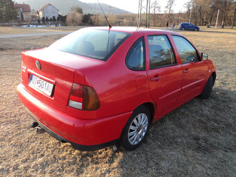 Volkswagen Polo Classic 1,4 - 4