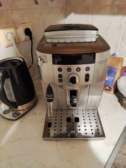 Delonghi - 4