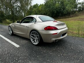 BMW - 4