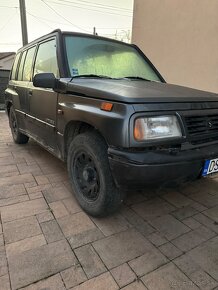 Suzuki Vitara 4x4 - 4