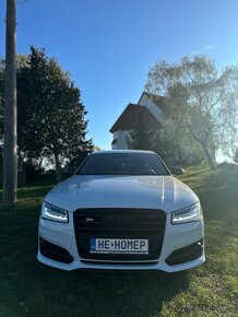 Audi s8plus - 4