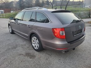 Škoda superb 2.0 TDi combi - 4