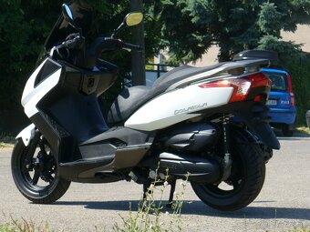 Kymco Downtown 125 i - 4