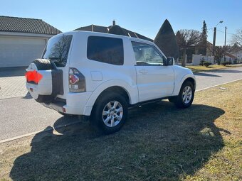 Mitsubishi Pajero 3.2 di-d 147kw 2012 - 4