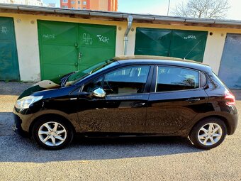 Peugeot 208 1.2 60kw Benzín 2014 Urban Soul - 4