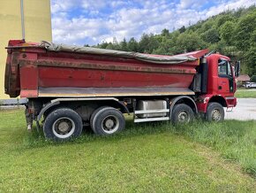 Iveco Astra 8x6 - 4