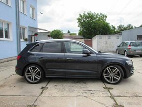 Audi Q5 3.0 TDI DPF quattro S tronic S-LINE - 4