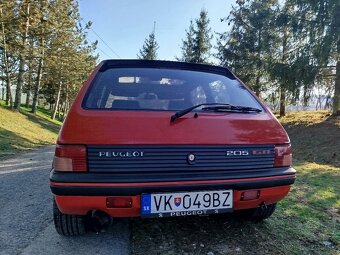 Peugeot 205 GTi 1.9 - 4