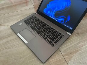 Toshiba/Notebook/i5/8GB RAM/128GB SSD/Intel HD Grafika 2GB - 4