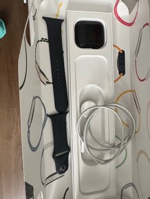 Apple watch 8 45mm - 4