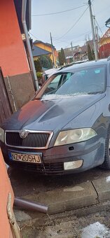 Octavia 2 4×4  2.0 103kw - 4