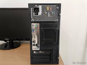 PC zostava AMD - 4