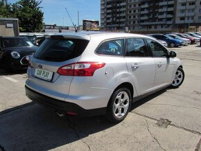 Ford Focus Kombi 2.0 85kw Automat - 4