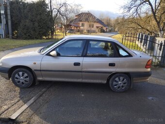 Opel Astra classic - 4