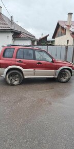 Suzuki Grand Vitara 2L 80kW - 4