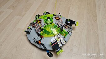 Lego Ufo Alien Avenger 6975 - 4