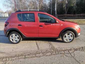 Dacia Sandero Stepway BENZIN - 4