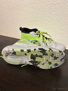 Under Armour vel. 39 - 4