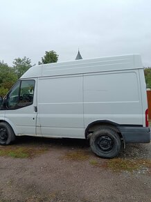 Predám Ford transit 2007 2.2 tdci - 4