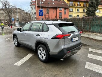 Toyota RAV4 2.5 Hybrid e-CVT Business edícia FWD - 4