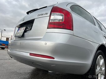 PREDÁM ŠKODA OCTAVIA II FACELIFT 2.0TDi 103kW CR CFHC XENON - 4