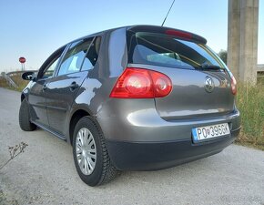 Vw golf 5 1.4 benzín 55kW. - 4