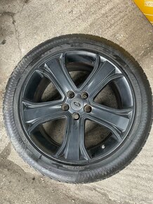 Land Rover Range Rover 5x120 275/45 R20 - 4