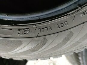 Nokian WRD3 185/60/15, 88T, XL. 4 ks. 8mm - 4