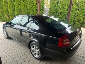 Škoda Octavia 2.0 TDI Ambiente - 4