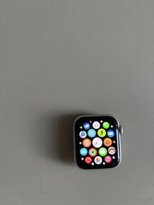 Apple watch SE - 4