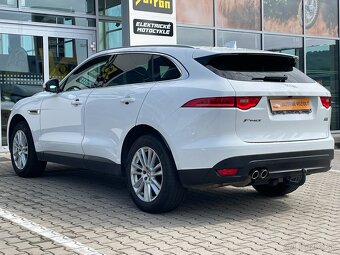 Jaguar F-Pace 2,0d 4x4 AT8  1.majiteľ nove v SR - 4