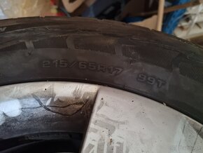 Predam GoodYear zimne pneu 215/65/R17 SUV - 4