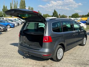 Volkswagen Sharan 2.0 TDI DSG Comfortline 7- miestne - 4