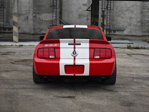 Ford Shelby GT500 - 4