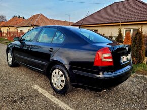 ŠKODA OCTAVIA  1.6 75KW  BENZÍN + PLYN - 4