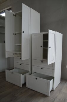 Drevené skrinky Ikea Besta - 4