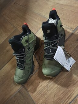 SALOMON GORETEX - 4