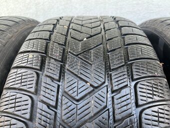 Pirelli 275 50 r20 - 4