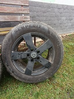 Elektróny na zimných pneumatikách 215/60R16 - 4