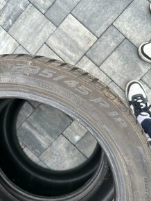 Predam 235/45 R18 zimne pneumatiky - 4