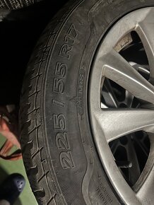 Predám zimné gumy s elektonmy 5x120 225/55 r17 - 4