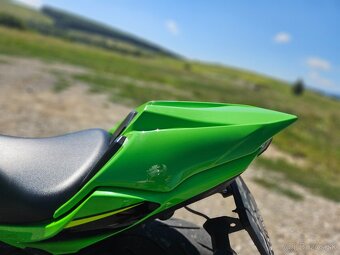 Kawasaki Ninja 650 - 4