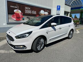 S-Max Vignale AWD 132kW 7 miest - 4