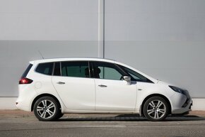 Opel Zafira Tourer 2.0 CDTi ECOTEC 165k Cosmo - 4