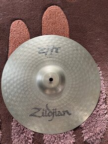 Zildjian ZHT hi hat 14” činely - 4