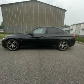 BMW F30 - 4